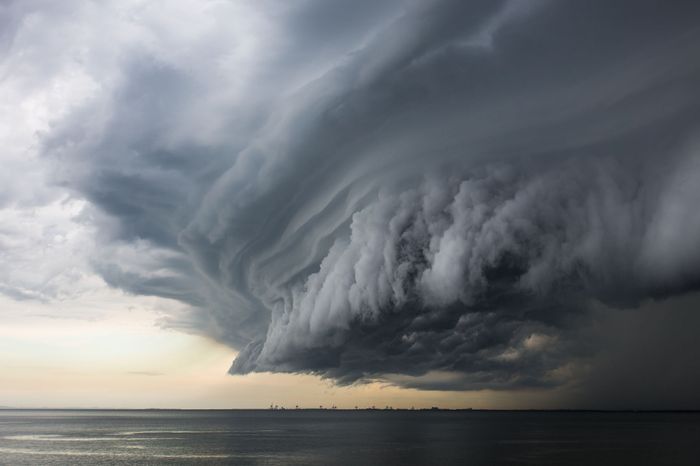 Follow these 3 crucial lessons for weathering the stock market’s storm